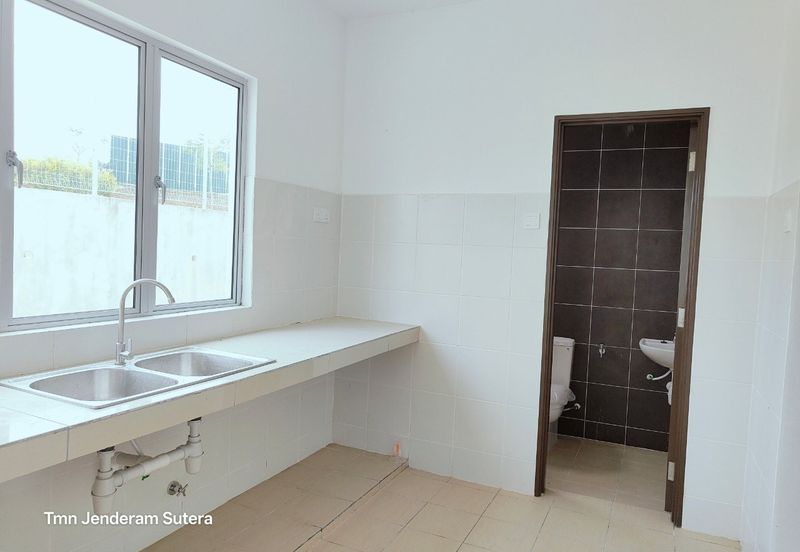 Taman Jenderam Sutera *