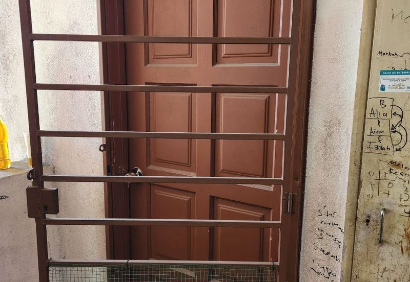 Residensi Warnasari 1