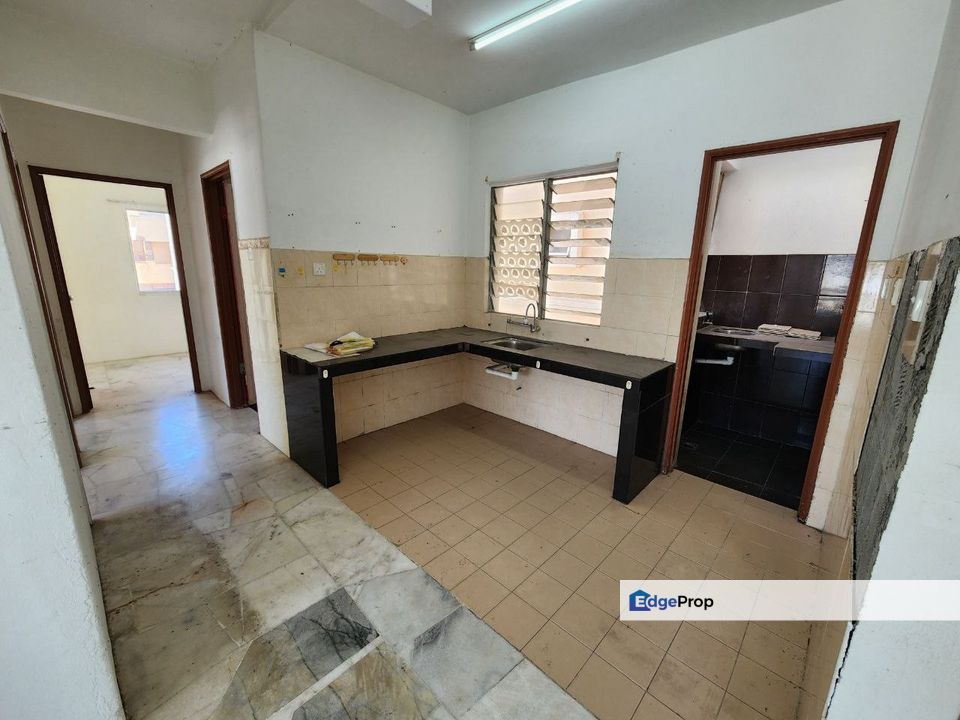 For Sale - Apartment Warnasari 1 Blok Begonia Kristal Puncak Alam, Selangor, Bandar Puncak Alam