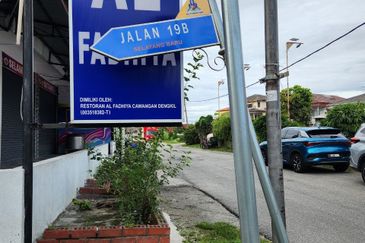 Jalan Besar Selayang Baru 