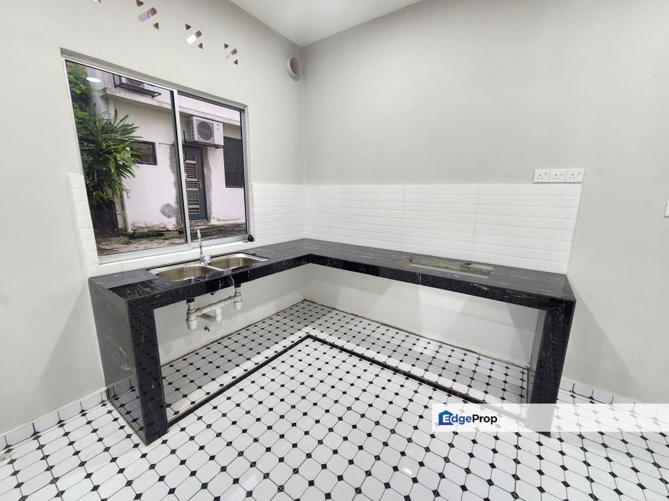 REFURBISHED UNIT | Blok 28 Lembah Hijau 2 Storey Terrace Bandar Tasik Puteri for Sale, Selangor, Rawang