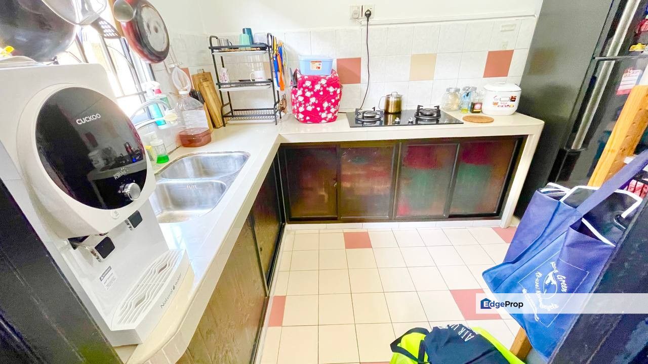 FOR SALE - FULL LOAN Carlina Apartment Kota Damansara PJ, Selangor, Kota Damansara