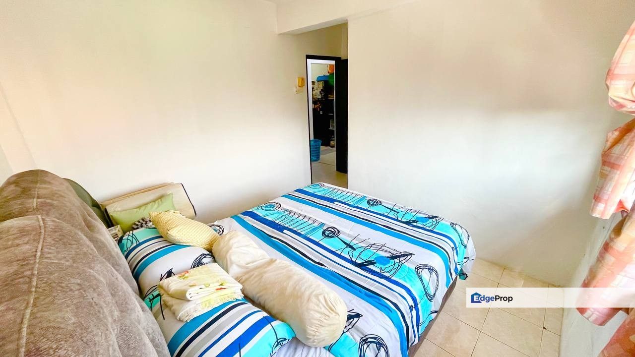 FOR SALE - FULL LOAN Carlina Apartment Kota Damansara PJ, Selangor, Kota Damansara