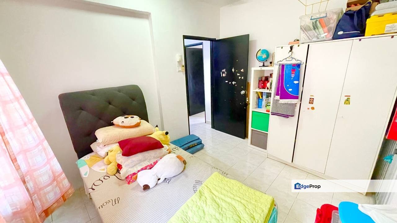 FOR SALE - FULL LOAN Carlina Apartment Kota Damansara PJ, Selangor, Kota Damansara