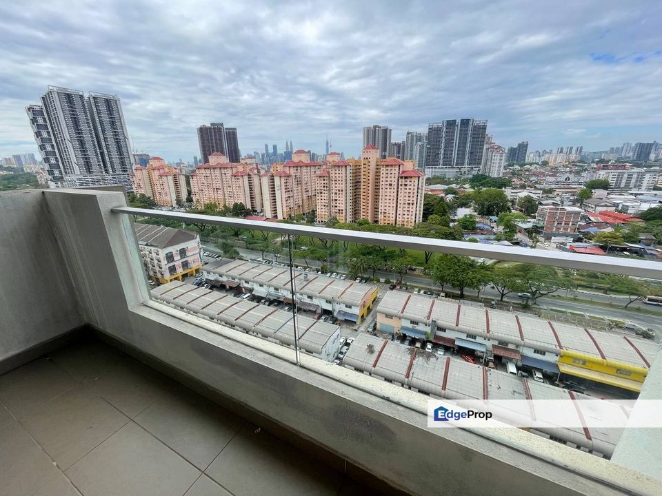 NON BUMI - Platinum Lake PV 21 Condominum Setapak, Kuala Lumpur, Setapak