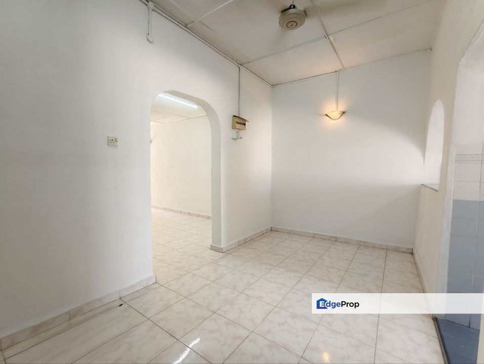 FACING OPEN - Single Storey Taman Salak Jaya Salak Selatan Kuala Lumpur, Kuala Lumpur, Salak Selatan