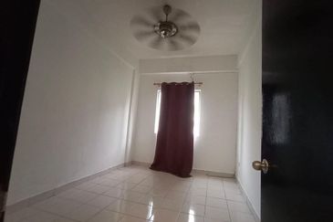 Pangsapuri Seri Galaksi