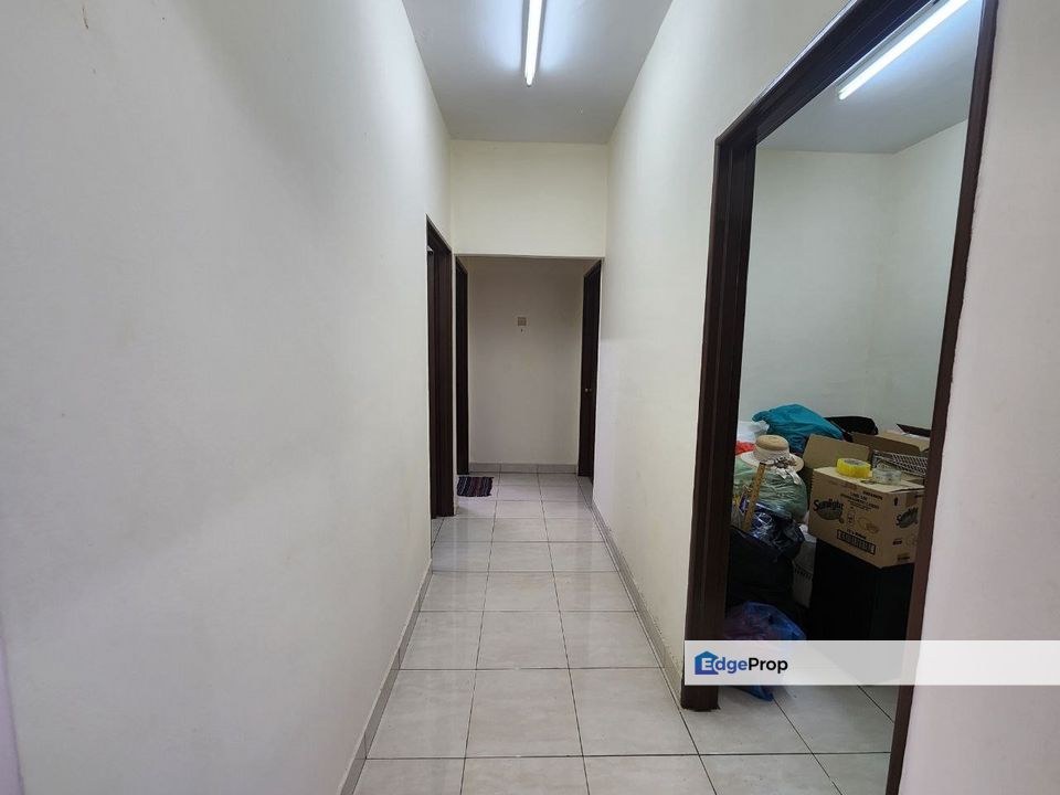 Endlot Unit Level 2 Desa Temenggung Pinggiran Batu Caves, Selangor, Batu Caves 