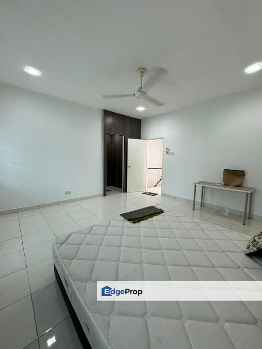 Fully Furnished Double Storey Terrace Desa Alam U12 Shah Alam, Selangor, Shah Alam