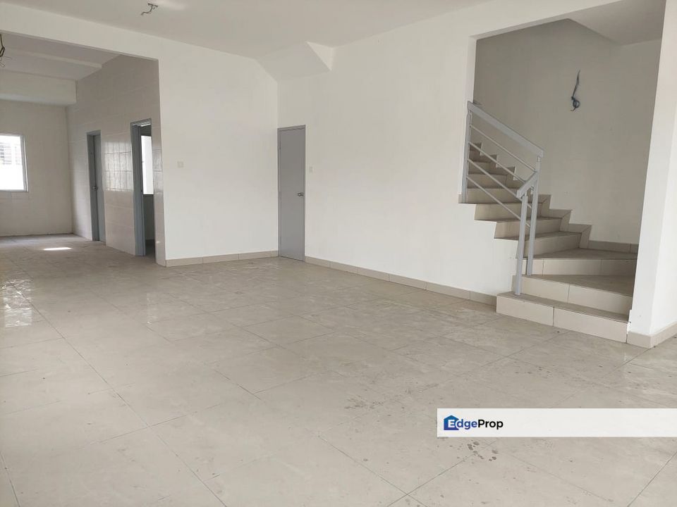 Non Bumi Unit 2 Storey Terrace Desa Sebarau Ulu Yam Lama Batang Kali, Selangor, Batang Kali