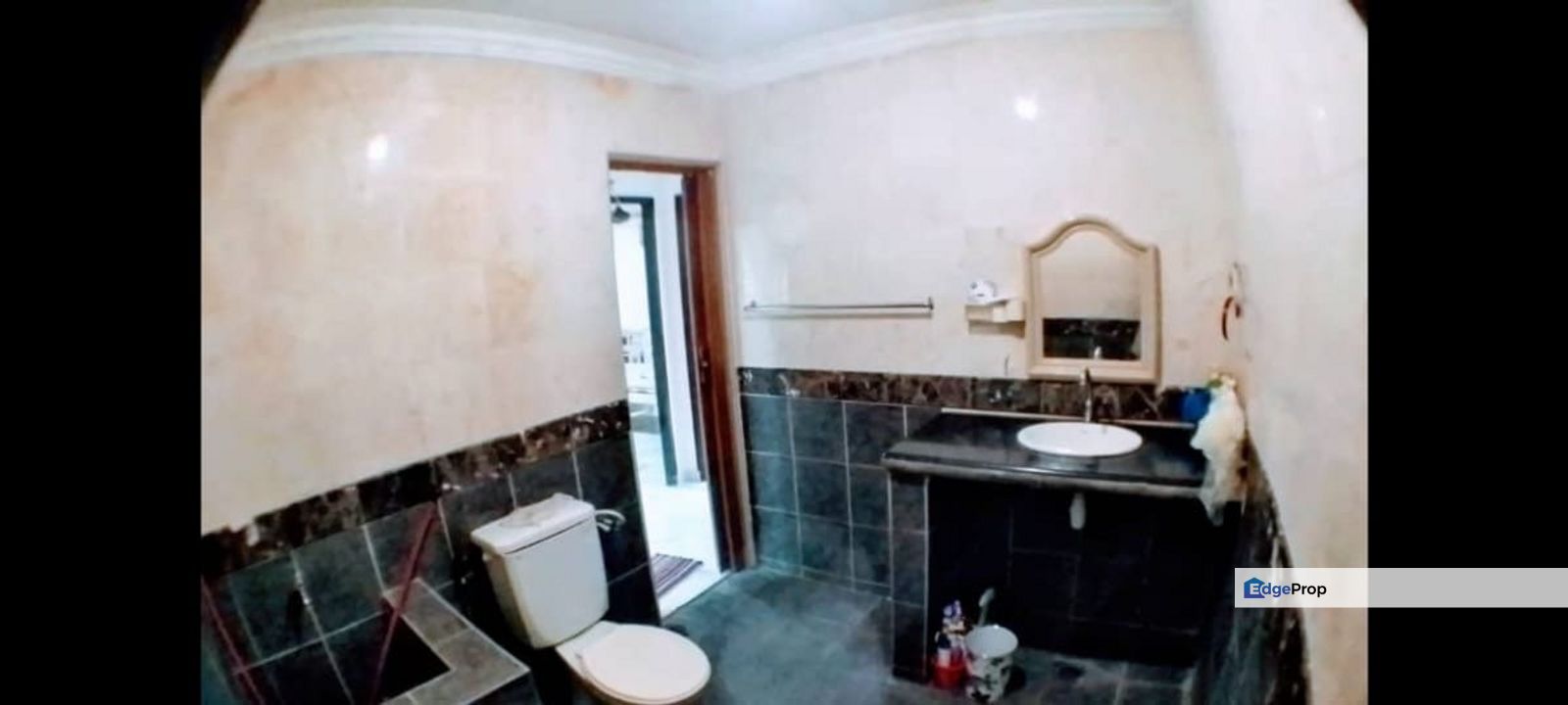 Bungalow 2 Storey Kampung Laksamana Batu Caves, Selangor, Batu Caves 