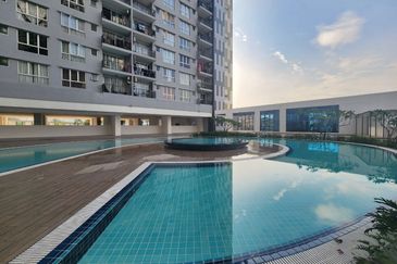 Platinum Splendor Residence