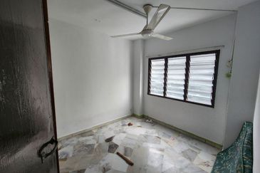 Apartment Taman seri murni fasa 2