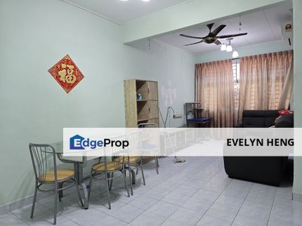 Townhouse surrounded by many colleges and schools and hospital, Johor, Masai