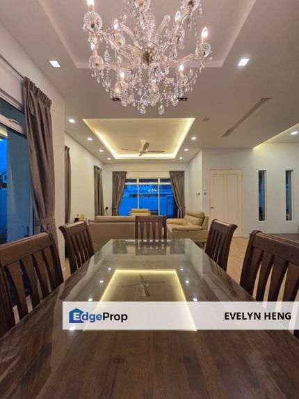 Well maintain Semi-detached house near to Taman Perling, Bukit Indah, Horizon Hills for Sale, Johor, Johor Bahru