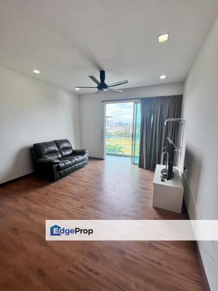 D Carlton 2 rooms service apartment, Johor, Masai