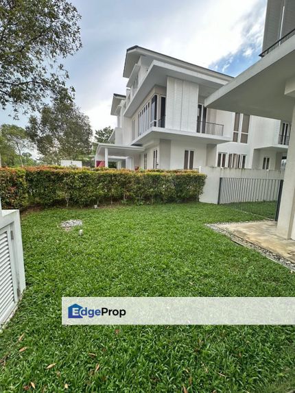 Emerald @ Puteri Harbour*  3 Storey *Semi-D* with lift, Johor, Johor Bahru