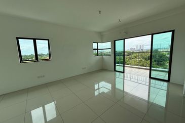 Ujana Executive Apartment