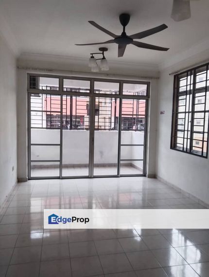 Villa Bestari Apartment @ Nusa Bestari 3 Bedrooms, 2 Bathrooms, Johor, Skudai