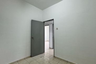 Indah Court Apartment