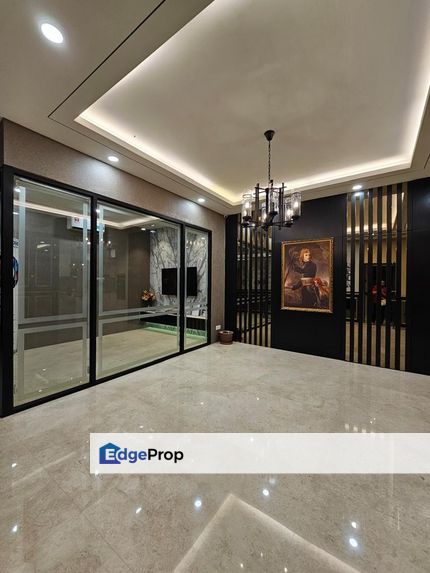 Nusa bestari Shoplot @ Nusajaya 顺利花园中间商店出租 Office /designer/ to use, Johor, 