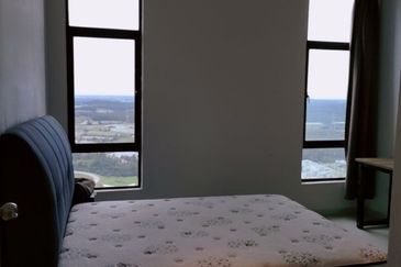 D'Summit Residences @ Kempas Utama