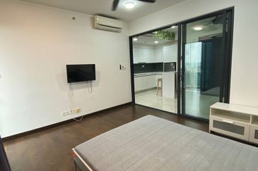 Almas Suites @ Puteri Harbour