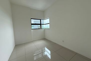 Ujana Executive Apartment