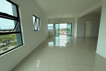 Ujana Executive Apartment