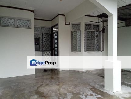 Jalan Senai Utama Single Story House 22*70 sqft 难得一见士乃单层排屋出售RM410k, Johor, Senai