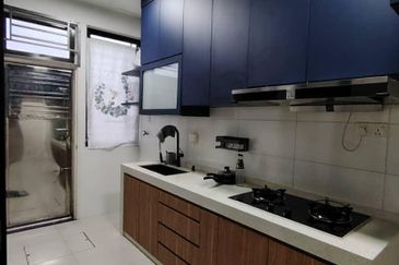 Jalan Setia Tropika 11