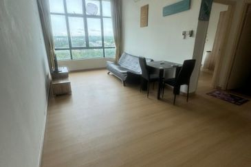 D'Summit Residences @ Kempas Utama