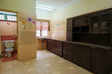 Austin Residence @Taman Mount Austin