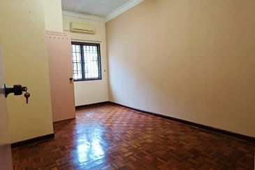 Austin Residence @Taman Mount Austin