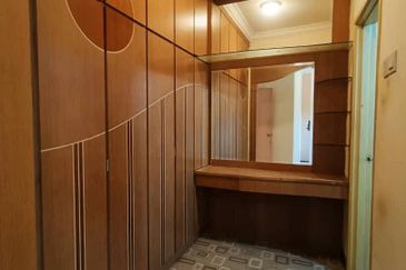 Austin Residence @Taman Mount Austin