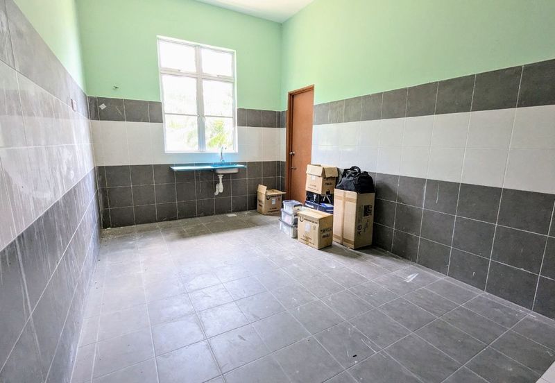 Teres setingkat FREEHOLD Taman Hajah Yon Chenderah Jasin