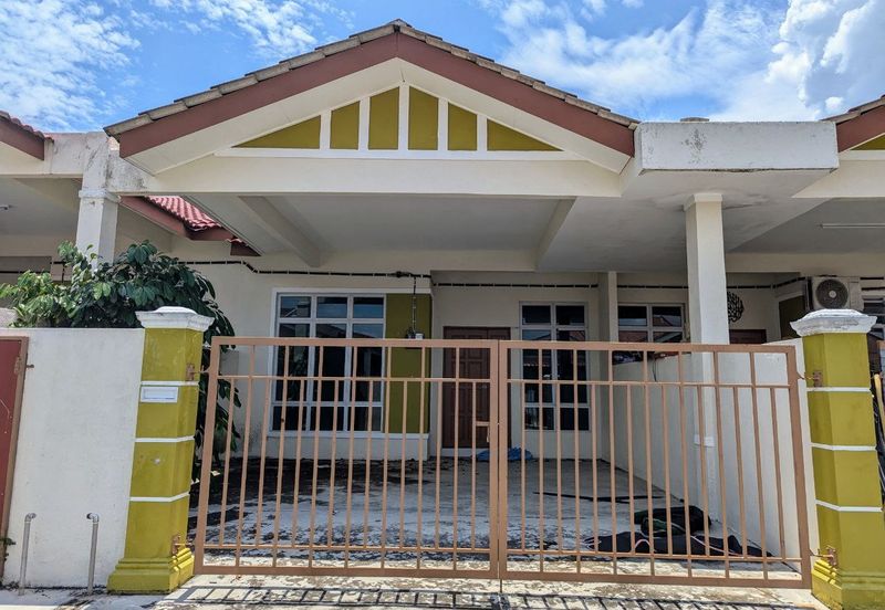 Teres setingkat FREEHOLD Taman Hajah Yon Chenderah Jasin