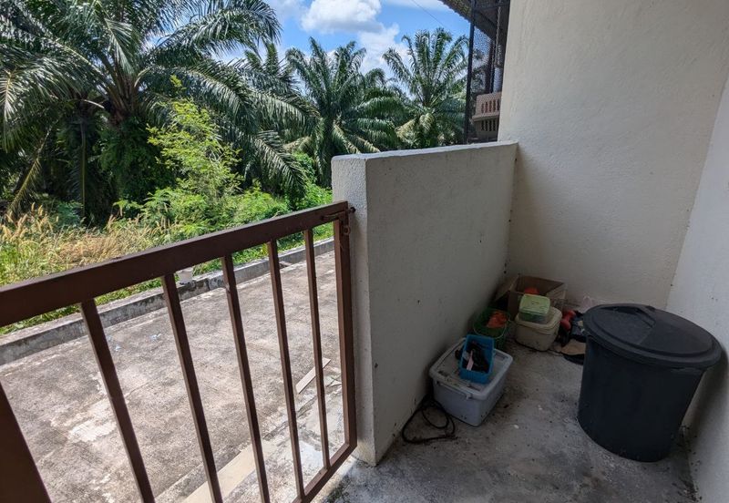 Teres setingkat FREEHOLD Taman Hajah Yon Chenderah Jasin