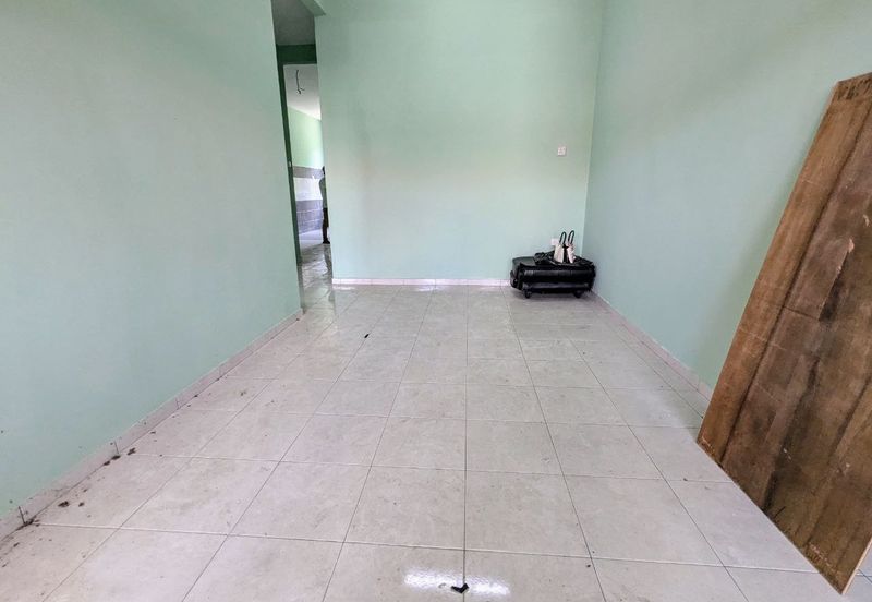 Teres setingkat FREEHOLD Taman Hajah Yon Chenderah Jasin