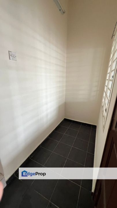 Townhouse Unit Atas Klang Taman Udang Cendana, Selangor, Klang