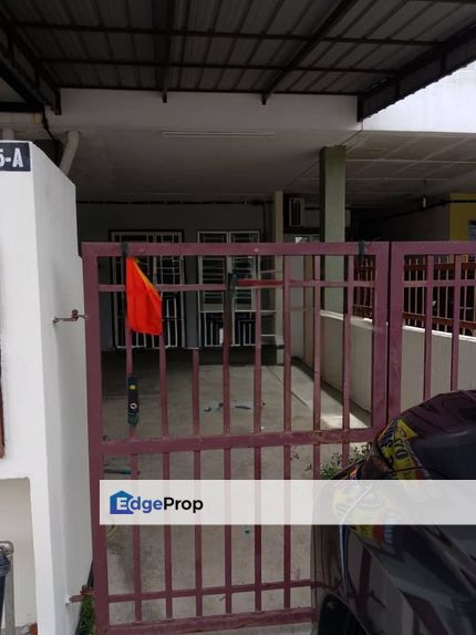 Townhouse Unit Atas Klang Taman Udang Cendana, Selangor, Klang