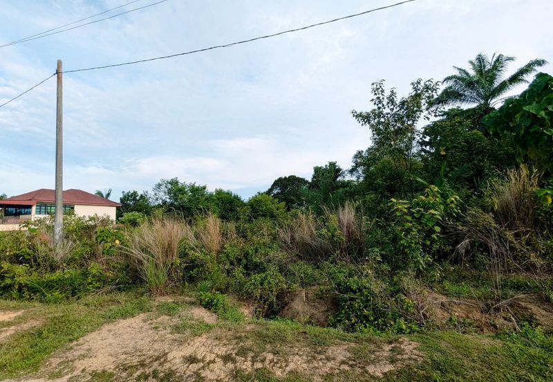 KAMPUNG TERSUSUN LIPAT KAJANG