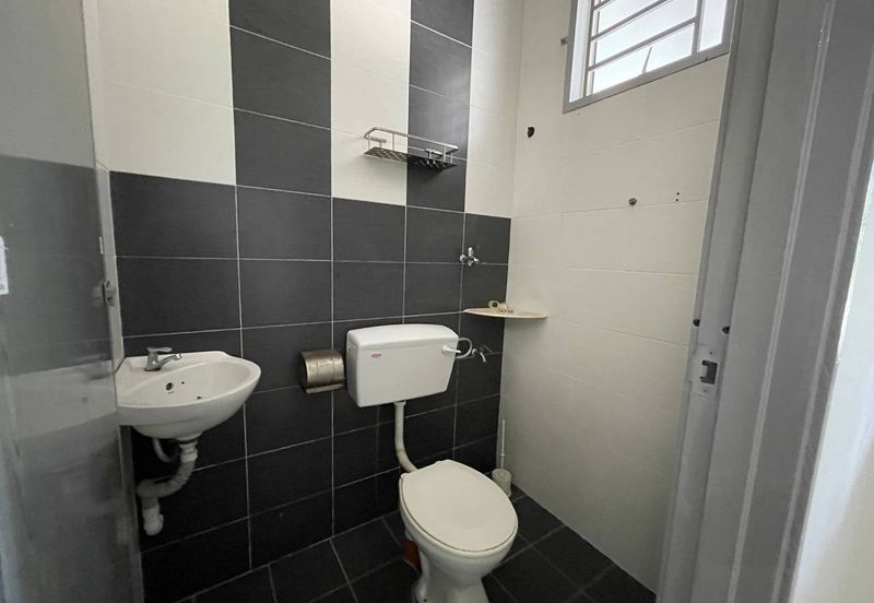 Taman Tuah Perdana, Hang Tuah Jaya