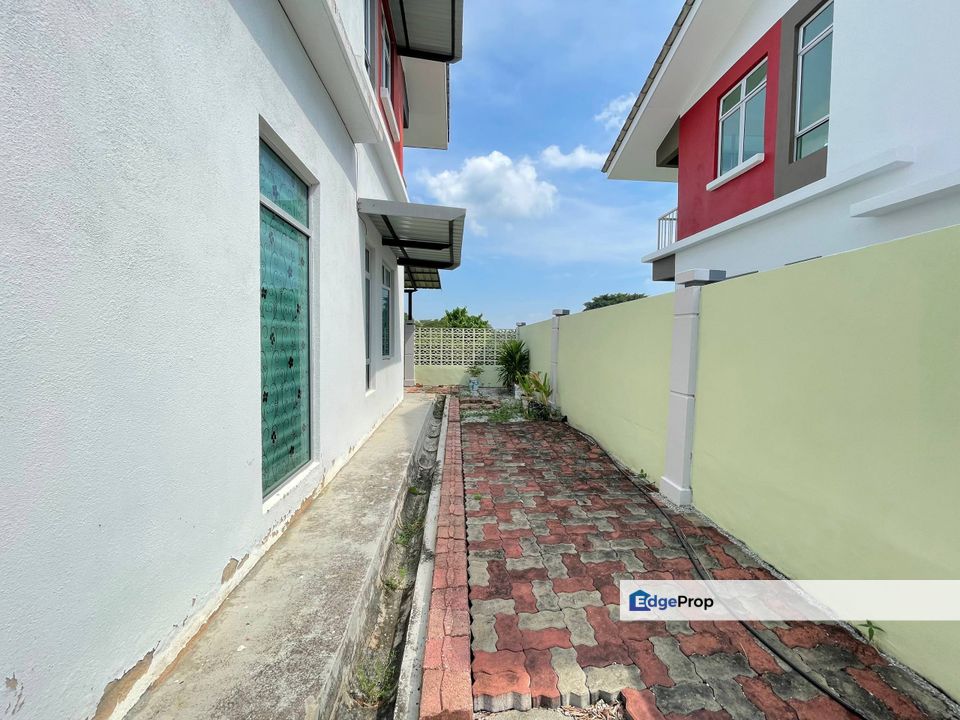 Rumah Semi D dua tingkat Taman Kasa Heights Alor Gajah Freehold, Melaka, 