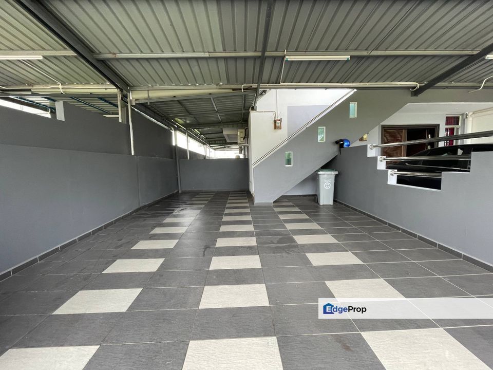 Kelubi Idaman Jasin Townhouse Tingkat Atas, Melaka, 