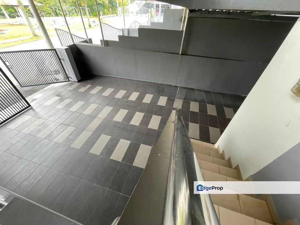 Kelubi Idaman Jasin Townhouse Tingkat Atas, Melaka, 