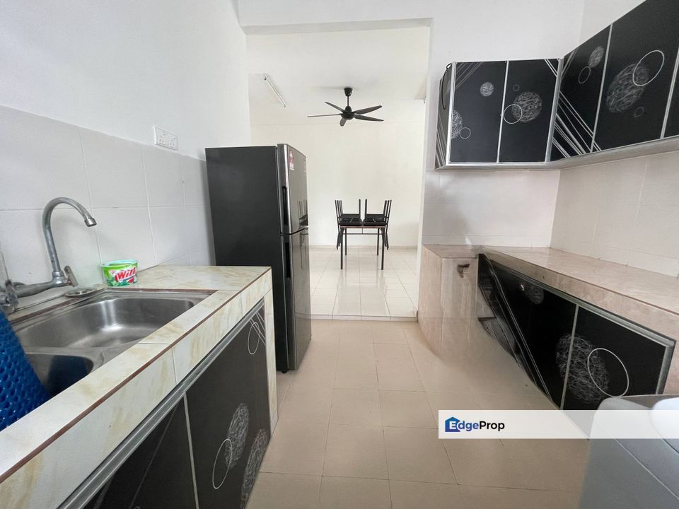 Kelubi Idaman Jasin Townhouse Tingkat Atas, Melaka, 