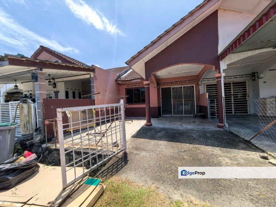 Teres Setingkat Taman Intekma Lendu Melaka, Melaka, 