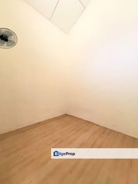 Teres Setingkat Taman Intekma Lendu Melaka, Melaka, 