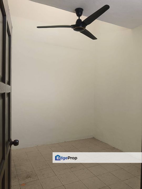 Taman Jasin Height Teres Setingkat Cornerlot, Melaka, 